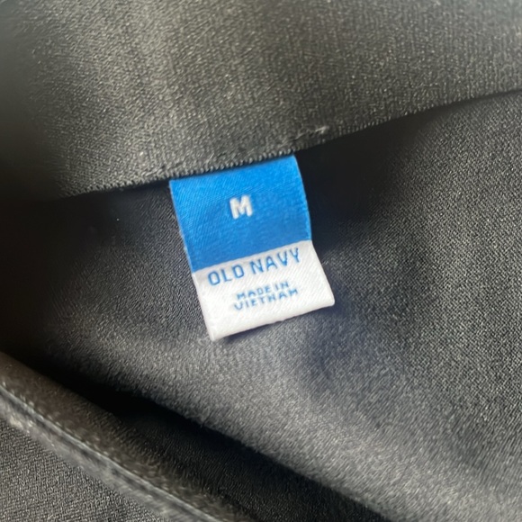 Old Navy Black Skirt - Picture 2 of 2